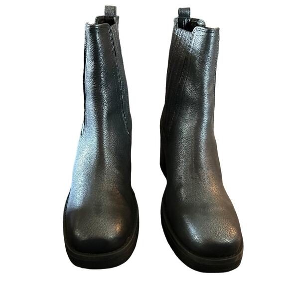 Kenneth Cole Jet Black Leather Chelsea Boots Chunky Heel Slip On NEW Size 7 - Picture 4 of 11
